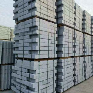 秦皇岛 路沿石（路侧石），颜色一致，尺寸标准