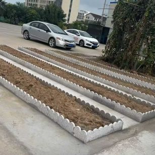 秦皇岛 花边石、花围石、花园石安装效果