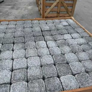 秦皇岛 园林景观滚石