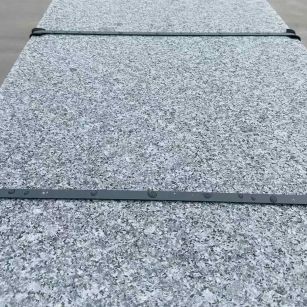 秦皇岛 芝麻黑火烧面毛板，条板，半成品