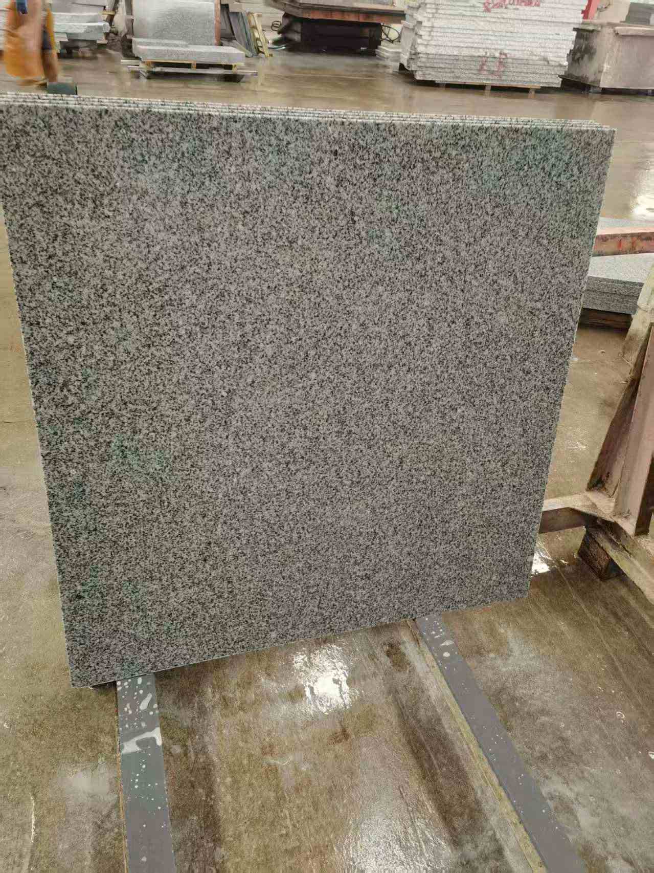 秦皇岛 芝麻白光面900*900，高地铁标准