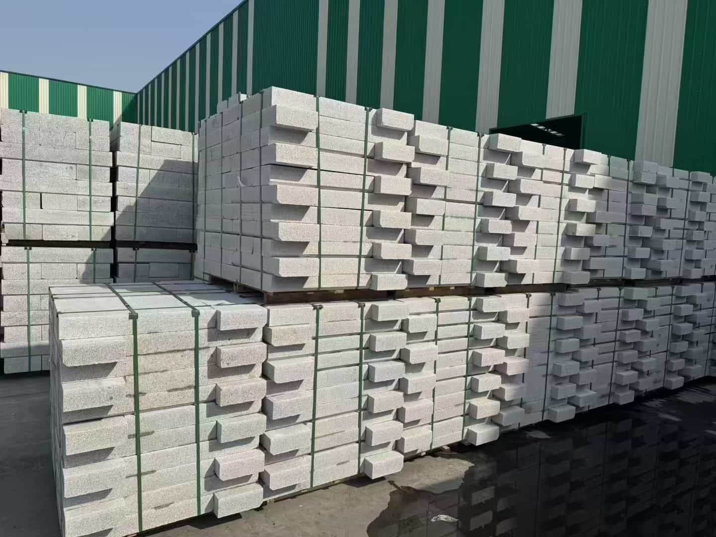 秦皇岛芝麻白路沿石