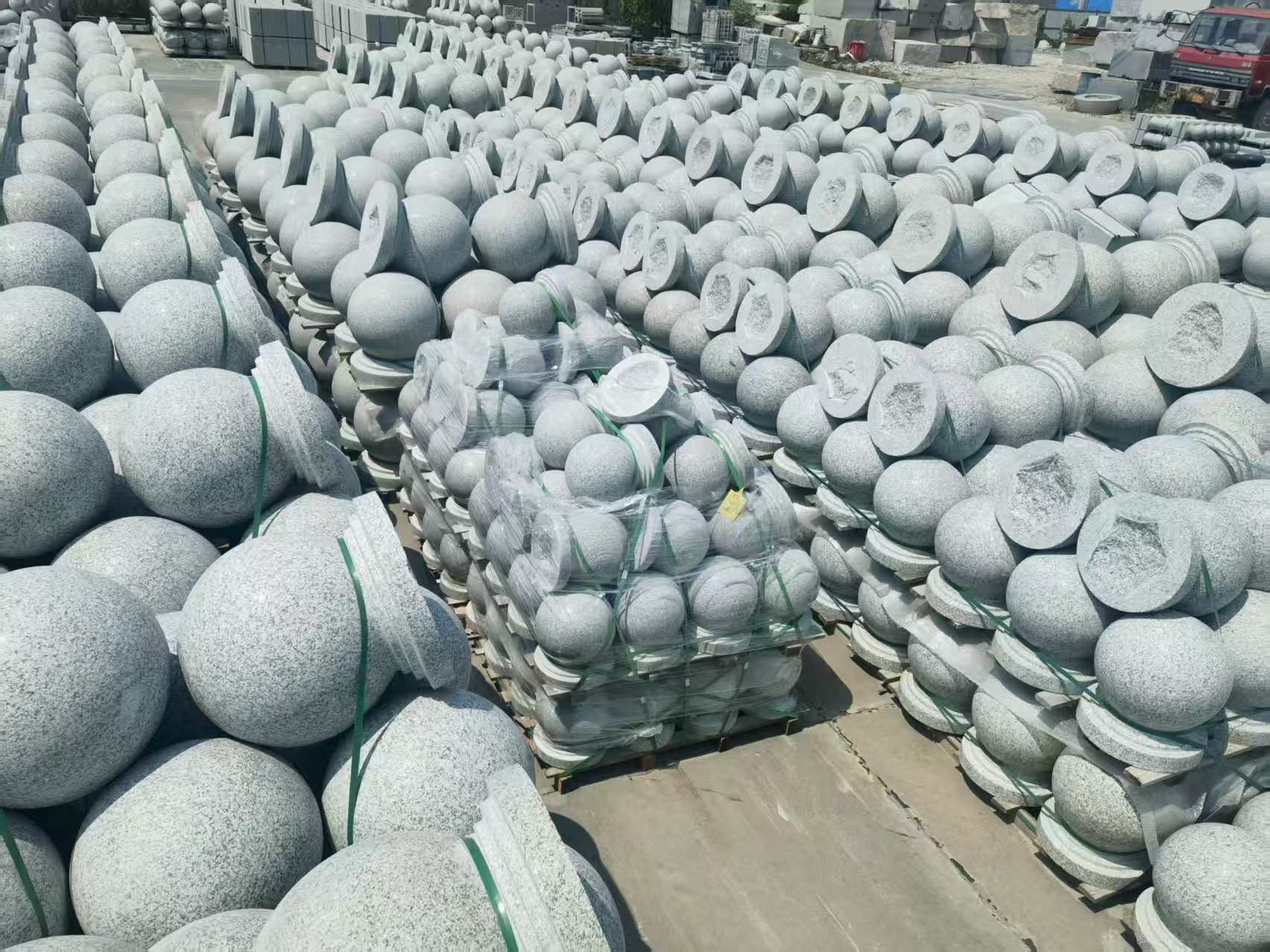 秦皇岛 花岗岩实心圆球，石球，挡车球，挡车石，车止石，路障石。
