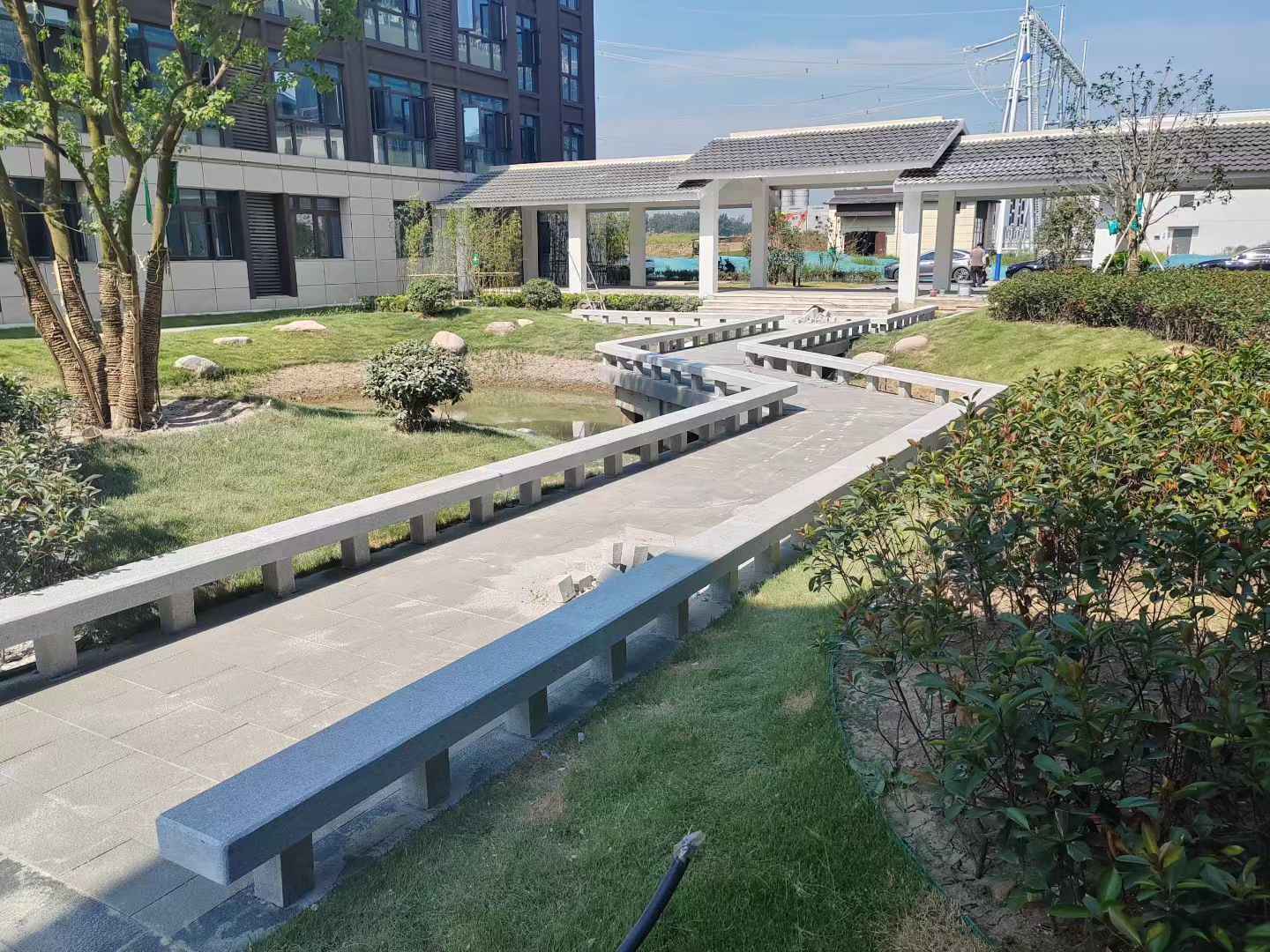 秦皇岛 芝麻灰小区坐凳&栏杆安装效果